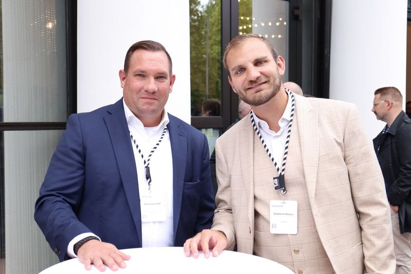 Dominik Helff (Am-Computersysteme, l.) und Andreas Kraus (TIM) (Bild: TIM)