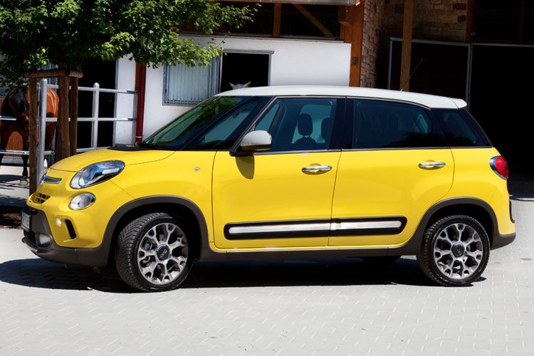 Der Fünftürer bietet dank der verschiebbaren Rückbank fünf Erwachsenen bequem Platz. (Foto: Fiat)