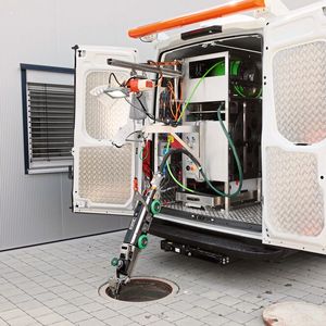 Weniger Lärmbelastung und Abgase durch den Generator und das Hydraulikaggregate im Versorgungsfahrzeug durch Kleinstantriebe.(Bild:  Pipetronics)