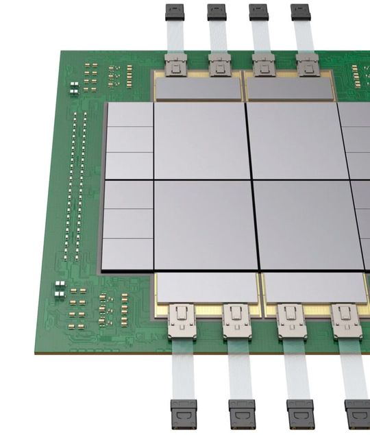 Lightmatter Passage L200, ein optisches Co-Packaged-Optics-Modul („Interposer“) für die Anbindung und schnelle Datenübertragung zwischen KI-Beschleunigern und anderen hochperformanten Chips in Rechenzentren und Switches.(Bild:  Lightmatter)