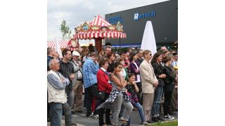 Am 17. Juni 2012 feierten Retsch und Verder die Einweihung der neuen Firmenzentrale im Technologiepark Haan-Gruiten. (Bild: Retsch)