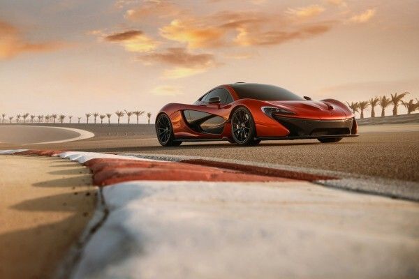 Der McLaren P1: der Supersportwagen mit Hybridantrieb und einer Systemleistung knapp 675 kW und 900 Nm Drehmoment (McLaren Automotive Limited)