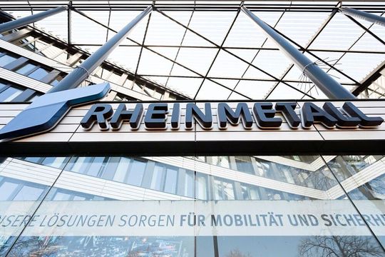Rheinmetall ist von der geplatzten Fregatten-Angelegenheit finanziell nicht ganz verschont geblieben. Deshalb senkt man die Prognose für das laufende Jahr – wenn auch nicht wirklich erheblich ...(Bild:  Rheinmetall)