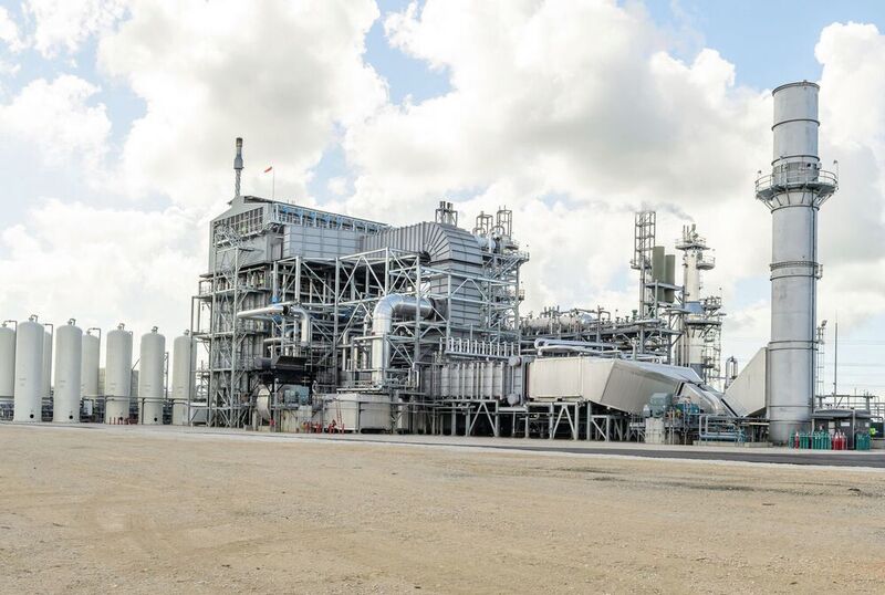 Air Products is going to build a world-scale liquid hydrogen plant at its La Porte, Texas Facility. The image shows the industrial gases plant in Baytown. (Kim Christensen/ Air Products)
