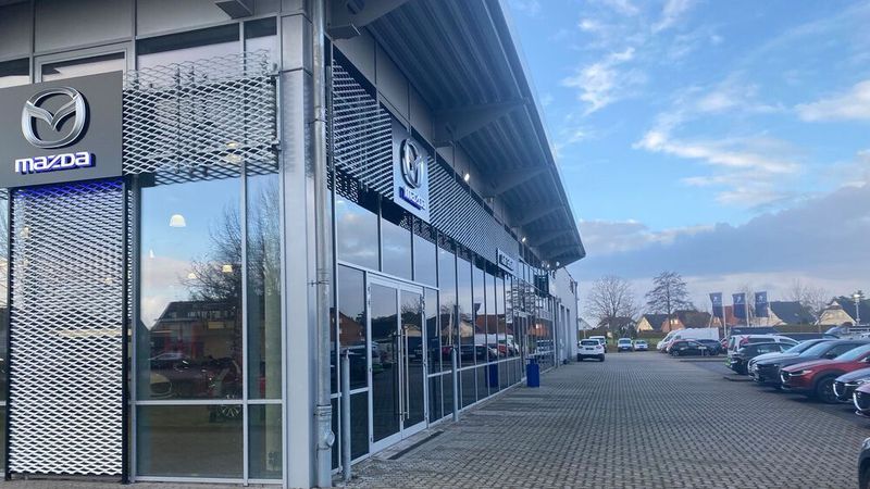 Jährlich will das Autohaus Schrader in Garbsen rund 120 Mazda-Neuwagen verkaufen. (Mazda)