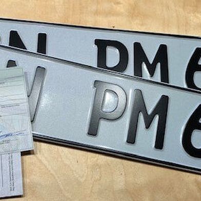 Immer mehr Pkw sind in Deutschland nicht mit den Kennzeichen der bestehenden Landkreise unterwegs sondern mit sogenannten Heimatkennzeichen. (Bild: Doris Pfaff)