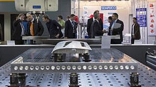 Die AMB in Stuttgart war 2012 so groß und so international wie noch nie. (Bild: Messe Stuttgart)