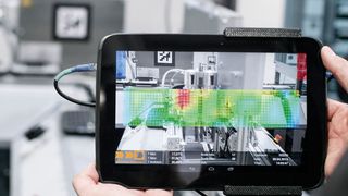 Im Forschungsprojekt ESIMA wurden Lösungen für die Optimierung der Ressourceneffizienz in der Produktion durch energieautarke Sensorik erarbeitet. (Festo)