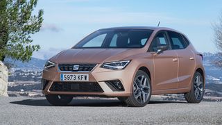 Seat liefert den Ibiza jetzt auch mit bivalentem Gas-Antrieb aus – als Ibiza TGI. (Bild: Seat)