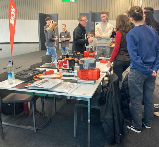 SPS Makeathon: Here, young talents were able to solve a real task in interdisciplinary teams within 2.5 hours.(Image: Stefanie Michel)