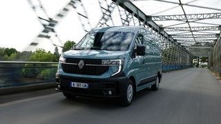 Der Renault Master E-Tech kommt in der zweiten Generation mit deutlich mehr Reichweite als zuvor. (Bild: Renault_Gregphoto)