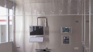 Maßgeschneidert: Die neue PTA-Laminar-Flow-Anlage im Einsatz bei Verla-Pharm Arzneimittel (PTA)