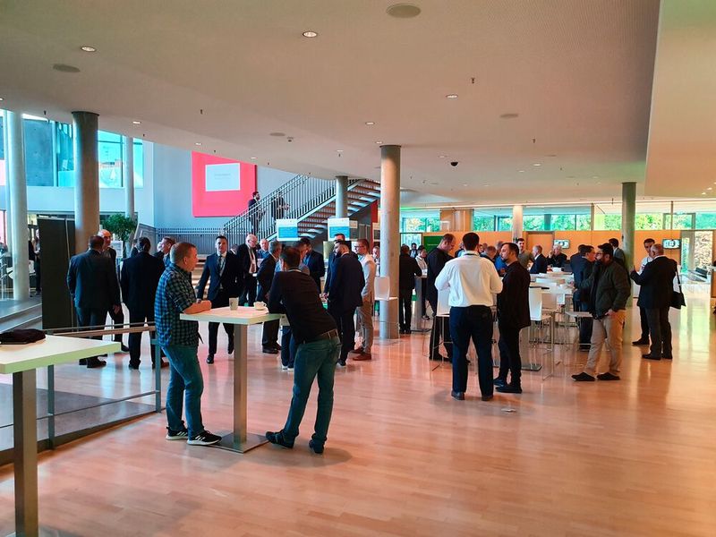 Der Congress Park Hanau füllte sich rasch mit Fachpublikum, das sich in den Vorträgen zu neuen Sicherheitskonzepten und mehr informierte. (Bild: Vogel IT-Medien)