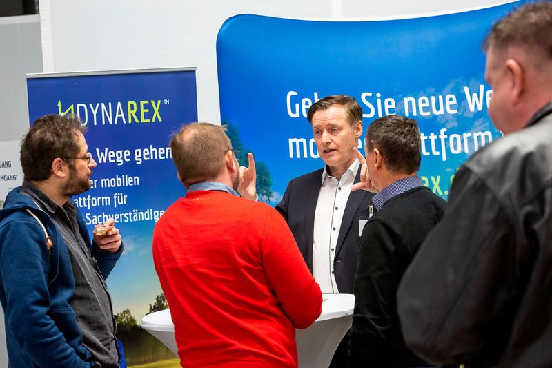 ...Dynarex,.. (Stefan Bausewein)