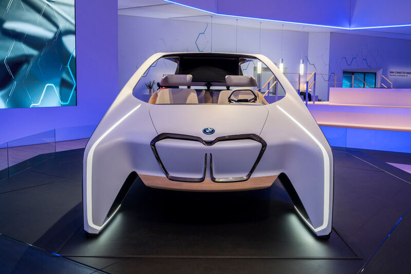Sehr futuristisch nimmt sich die Studie „i Inside“ aus, die bei der BMW-Tochter Designworks bei Los Angeles entstanden ist. (BMW/Tom Kirkpatrick)