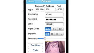 Das iPhone als Hightech-Babyfon: Nerds müssen auch als junge Eltern nicht auf ihre Spielzeuge verzichten (Foto: WiFi Baby)
