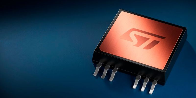 STMicroelectronics (Halle C3, Stand 101): Mehr als 20 Demos bringen die Leute von ST mit nach München, und die vorgestellten Technologien umfassen intelligente Mobilität mit Schwerpunkten auf Fahrzeugelektrifizierung, Steuerungsarchitekturen, Sicherheit und softwaredefinierte Fahrzeuge. Im Bereich der intelligenten Industrie liegt der Fokus auf fortschrittlichen Konzepten für KI-gestützte Fabrikautomatisierung, industrielle Sensorik, Konnektivität und maschinelles Sehen. Für die Energie- und Stromversorgung werden Lösungen zur Energieverwaltung präsentiert, die hohe Effizienz und Leistungsdichte ermöglichen. Ergänzend dazu gibt es Technologien wie Edge-AI-gestützte Verarbeitung, moderne Sensorik, Konnektivität, Motorsteuerung sowie Sicherheitslösungen. (Bild: STMicroelectronics)