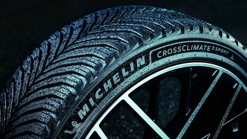 Allwettertauglichkeit und Sportlichkeit will Michelin mit seinem neuen Ganzjahresreifen Cross Climate 3 Sport zusammenbringen.(Bild: Michelin) Allwettertauglichkeit und Sportlichkeit will Michelin mit seinem neuen Ganzjahresreifen Cross Climate 3 Sport zusammenbringen.(Bild: Michelin)