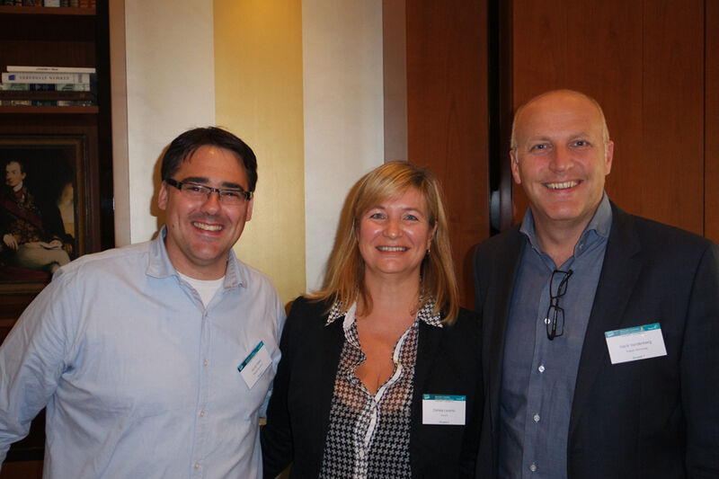 Daniela Leventic (ActionIT) mit Jacob Ekker und Henk Vandenberg (r., Seagate) (Bild: IT-BUSINESS)