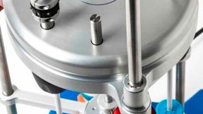 Suitable for reaction temperatures up to 200°C, the Drysyn Vortex is the perfect process development tool to efficiently, and safely, drive three stirrer shafts with one overhead stirrer. (Source: Drysyn Vortex)