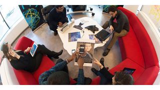 Menschliche Experten und Expertensysteme unter sich. (Jon Simon)