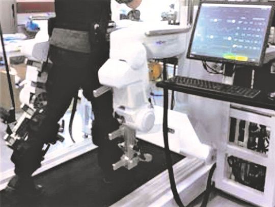 Forschende am ITA der RWTH Aachen University arbeiten im Rahmen des deutsch-koreanischen Projekts „ExoSense“ an roboterunterstützten Systemen für gezieltere und effektivere Reha-Maßnahmen. Forschende am ITA der RWTH Aachen University arbeiten im Rahmen des deutsch-koreanischen Projekts „ExoSense“ an roboterunterstützten Systemen für gezieltere und effektivere Reha-Maßnahmen.