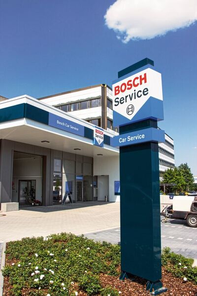 So kennt man sie heute: Das weltweit größte markenunabhängige Werkstatt-Netzwerk besteht aktuell aus mehr als 15.000 Betrieben in 150 Ländern. (Bosch)