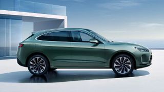 Hybride wie der Aito M5 rücken in China zukünftig  stärker in die Planungen. (Bild: Aito/Seres/Huawei)