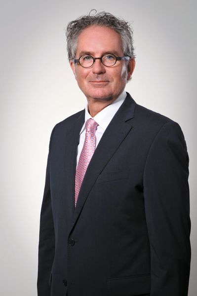 Burkhard Weller, Präsident des Verbands der Toyota-Händler Deutschland e. V.: „Geld und Zinshöhe sind 2012  kriegsentscheidend. Wenn das Zinsniveau steigt – wovon ich aktuell nicht ausgehe – dann wird es eng für die Händler, die ihre Bankgespräche noch vor sich haben.“ (Archiv: Vogel Business Media)