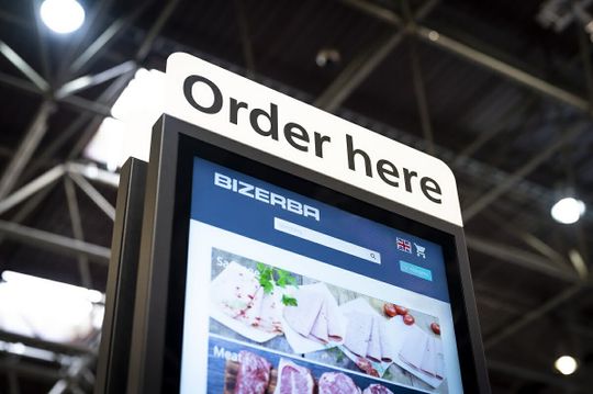 (Unter dem Motto "Shape Your Future. Today" präsentiert Bizerba seine Lösungen auf der EuroShop 2023. (Bild: Bizerba))