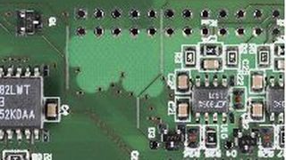 Umstellung auf bleifreie Lötprozesse: Es steigt die Gefahr der Delaminierung der Leiterplatten durch die höhere thermische Belastung (Bild: LeiterplattenAkademie GmbH)