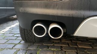 In Deutschland ist der durchschnittliche CO2-Ausstoß pro Kopf und Jahr zwischen 2013 und 2018 um 6 Prozent gestiegen. (Seyerlein/»kfz-betrieb«)