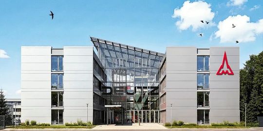 Beim Motorenbauer Deutz in Köln sollen noch einmal Hunderte von Stellen gestrichen werden, obwohl die Geschäfte insgesamt nicht schlecht laufen ...(Bild:  Deutz)