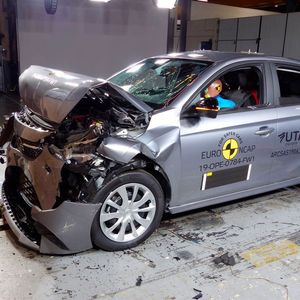 (Euro-NCAP)
