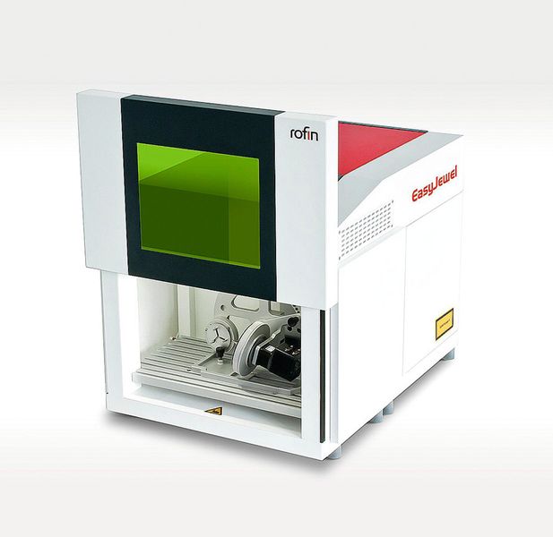 EasyJewel nennt sich das kompakte Lasergraviersystem für die Schmuckindustrie. (Bild: Rofin)