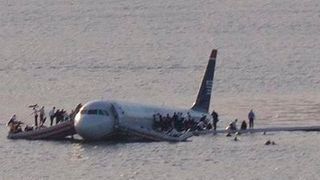 Die Fernuniversität Hagen hat den Emergency-Landing-Assistant (ELA) entwickelt. Dieser unterstützt die Piloten im Falle eines totalen Triebwerksausfall und sucht den bestmöglichen Notlandeplatz. (Greg L./Wikimedia Commons)
