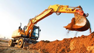 Mobile Arbeitsmaschinen müssen einerseits geländegängig sein, während des Arbeitsvorgangs allerings sehr zuverlässig und stabil stehen können. (Bild: ©Kalinovsky Dmitry,+375297500400 - stock.adobe.com)