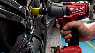 Bis zu 610 Nm Anzugsdrehmoment erreicht der kompakte Akku-Schlagschrauber M18 FMTIWF12-502X. (Bild: Milwaukee)