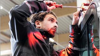 schrauben (Linde Material Handling GmbH)