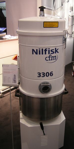 Der mobile OEM-Industriesauger CFM 3306 von Nilfisk steht für Hygiene, Qualität, Sicherheit und Zuverlässigkeit. (Bild: PROCESS)