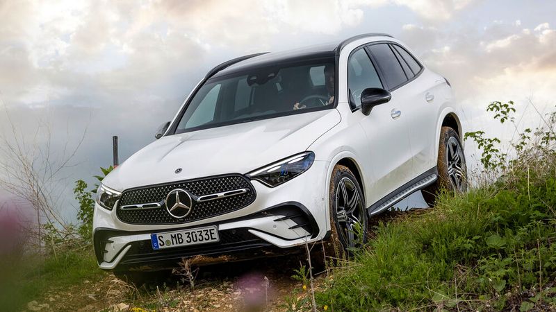 Auch im Gelände ist der GLC alles andere als hilflos. (Bild: Mercedes-Benz)
