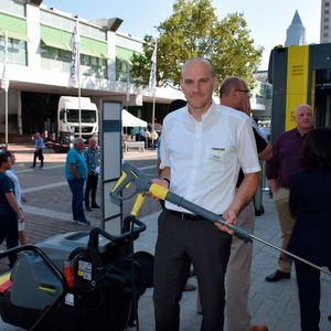 (Holz / kfz-betrieb)