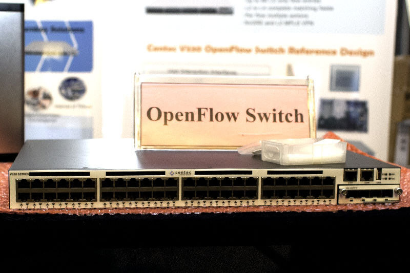 Chipdesigner Centec zeigte das eigene Referenzsystem für einen OpenFlow-Switch. (Bild: Srocke)