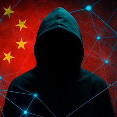 Die mutmaßlich staatlich geförderte, chinesische Hackergruppe „Salt Typhoon“ kompromittiert laut CISA und BSI weltweit Router und Netzwerkinfrastrukturen, um Kommunikationsdaten abzugreifen und anhaltende Spionagestrukturen aufzubauen. (Bild: Dall-E / Vogel IT-Medien GmbH / KI-generiert)