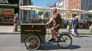 Schon einige Jahre setzt UPS in großen europäischen Städten Lastenräder ein, die eine wichtige Rolle im Zustellkonzept einnehmen. (Bild: UPS)