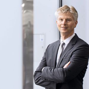 (KHS / www.Frankreinhold.com)