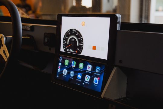 Zu den Fahrleistungen der Luminetta gibt es keine Angaben. Der Tacho reicht bis 160 km/h.(Bild:  BMW/Clemson University)