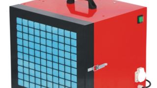 Der Luftreiniger Aria 1800 schützt Arbeiter, Ausrüstung, Arbeitsbereich und Nebenräume zuverlässig vor Staub. (Bild: Seelbach)