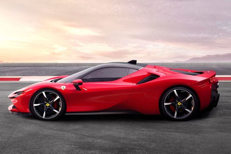 SF90 heißt das neue Hypercar von Ferrari. (Ferrari)