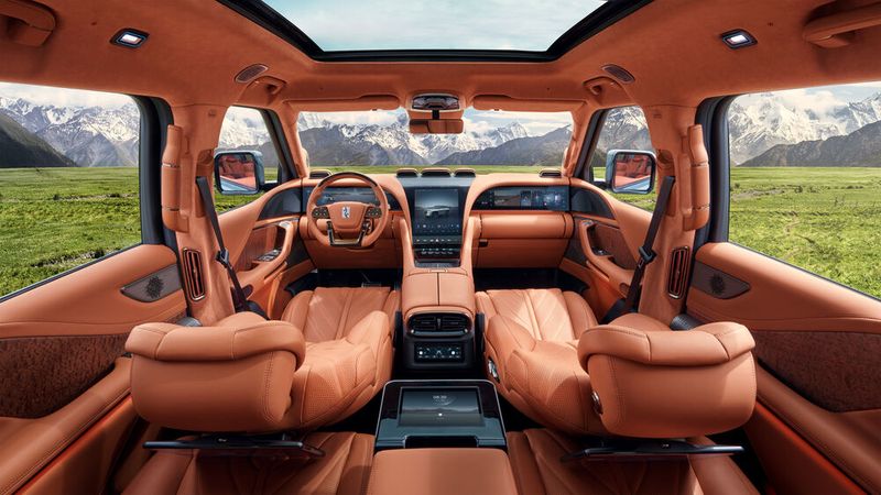 Das Platzangebot innen ist sehr üppig. (Bild: BYD)